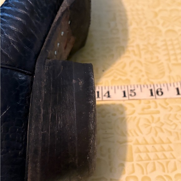 Vintage Justin Boots Black Leather Western Boots - Picture 9 of 9